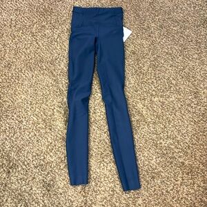 Lululemon tight 28”